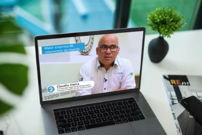 Move2cloud videos mockup.jpg